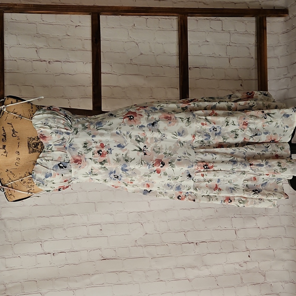 Size S Hello Molly floral Dress